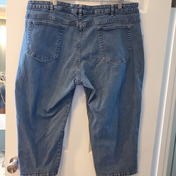 24w Lee capris - Picture 8 of 9